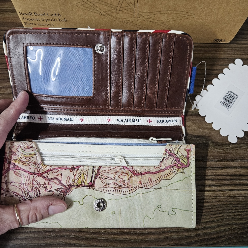 Paper Plane Wallet - Picture 3 of 9